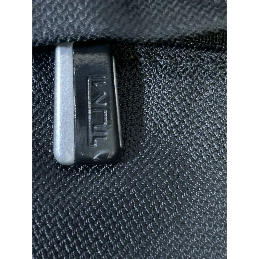 Tumi tech professional